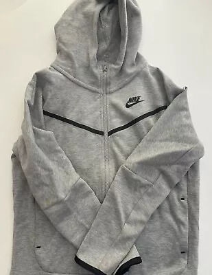 Kids Large Nike Tech Fleece Hoodie • $30