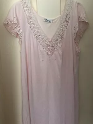 Ladies David Nieper Nightdress Pink Size L Approx Size 18.  Well Used. • £9