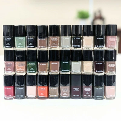 $247.75 • Buy 50x CHANEL LE VERNIS Nail Polish Shade Assortment Bulk Brand New Lot Of 50