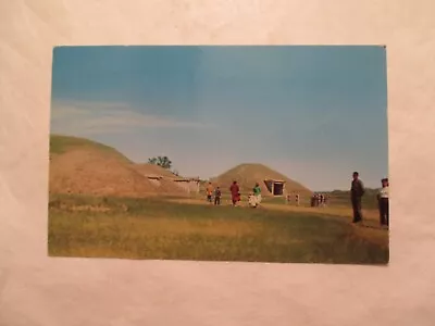 North Dakota Postcard Mandan Indian Earthlodge Fort Lincoln State Park  ND • $4.99