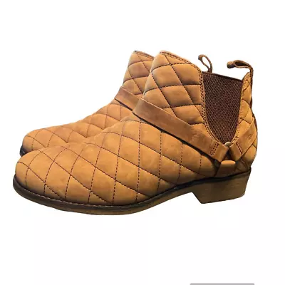 Teva De La Vina Dos Quilted Chelsea Ankle Boots 7.5 • $35