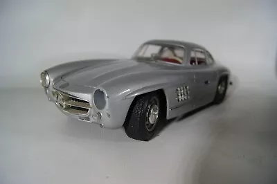 Burago Mercedes 300SL 1954 Metal Car Model 1/18 Scale • £12.99