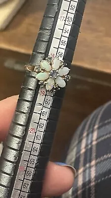 £128 • Buy 9ct Vintage Opal Flower Ring Hallmarked Size Q