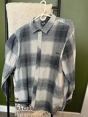 Billabong Flannel Mens XL - Long Sleeve - Great Condition! • $0.99