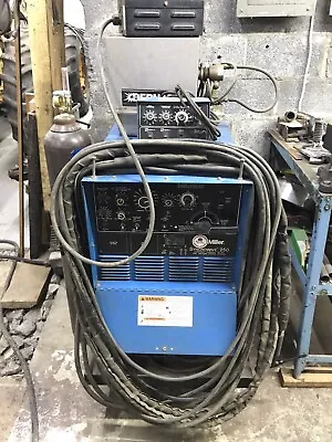 Miller Water-cooled TIG Welder AC/DC Power Source Cooler Syncrowave 250 PC-300 • $4500