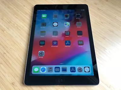 Apple IPad Air 1 32GB Wi-Fi 9.7in Space Grey (AU STOCK) CHARGING FAULT • $79