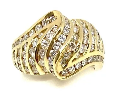Vintage Women’s 14k Yellow Gold Natural Diamond Approx  1.4 Ctw Ring • $899