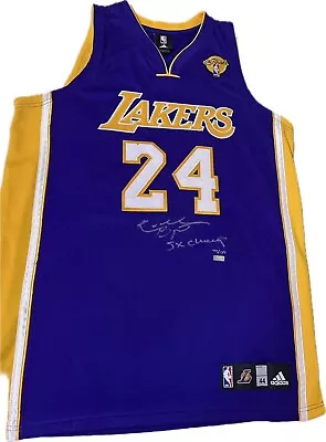 Kobe Bryant Signed Sports Memorabilia. Signed Jersey  Finals Jersey . • $36800