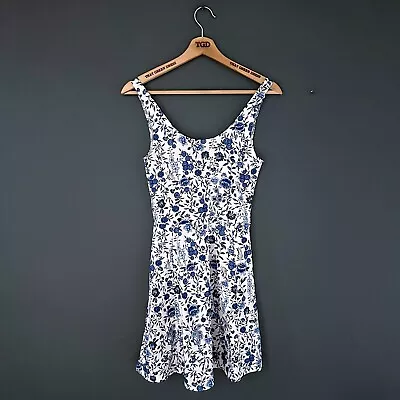 Ladies H&M White Blue Flower Print Sleeveless Summer Skater Stretch Dress Size 8 • £3.99