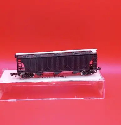 3 Bay Covered Hopper UNDECORATED BLACK ATLAS N SCALE 3726 NOS • $14.95