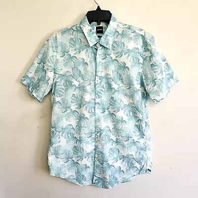 Hugo Boss Match Point Button Up Shirt Mens Medium Hawaiian Vacation Slim Fit • $16.95