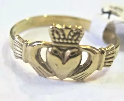 Vtg Claddagh Ring 9K Gold Irish Friendship Ring W Hands Heart & Crown  Sz 6. • $199.99