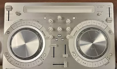 Pioneer DDJ-WEGO3-W Compact DJ 4/Dual Deck Controller White • $69.99