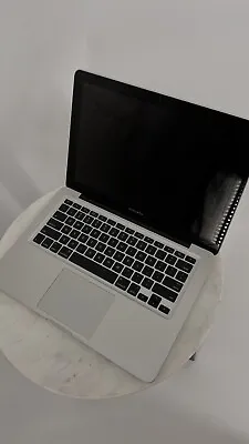 Apple MacBook Pro W89366EX66D • $20