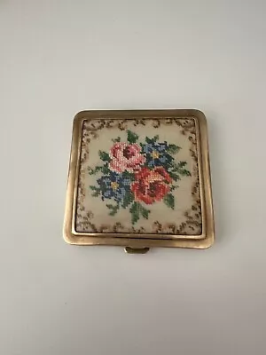 Vintage Enamel And Brass Makeup Compact • $25