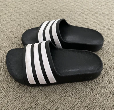 $19.50 • Buy Kids Adidas Slides 