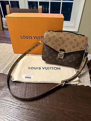 Louis Vuitton Monogram Reverse Canvas Pochette Metis M44876 • $2090