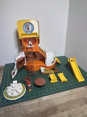 £24.99 • Buy Matchbox Toys Live N Learn 1970s Play Boot With Figures And Accessories