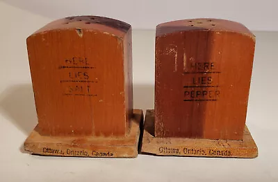 Tombstone Salt And Pepper Wooden Shakers Set Ottawa Vintage Halloween Pre-Owned • $4.30