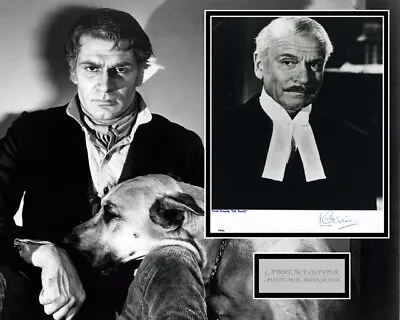 Laurence Olivier Signed Photo Mount  • £270