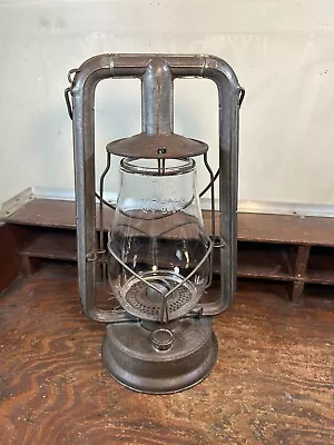 Vintage DIETZ HY-LO Tubular Kerosene Lantern NEW YORK USA  Great Condition. • $40