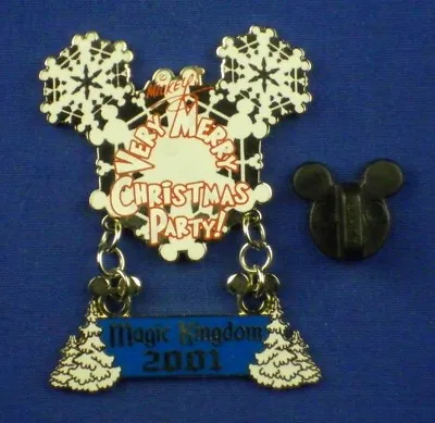 Mickey's Very Merry Christmas Party 2001 LE Snowflake Icon Dangle Pin # 8549 • $28