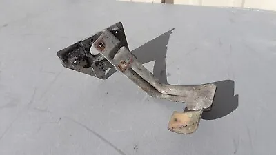 1980 Mercedes W123 300D Heater Servo Unit Mount Support Bracket OEM • $20