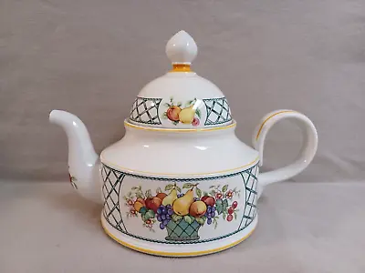 Vintage Villeroy & Boch  Basket  4 Cup Teapot W/Lid #1748 West Germany 1980's • $49.99