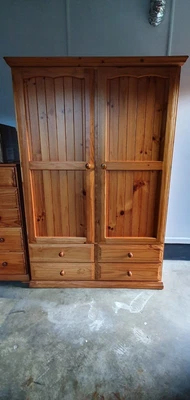 $300 • Buy Timber Wardrobe