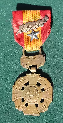 Republic Of South Vietnam Cross Of Gallantry Medal In Box Palm Branch  Star • $40