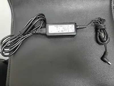 Genuine 30W APD DA-30D19 AC Adapter Charger 19V 1.58A Power Supply W/Cord OEM  • $15.50