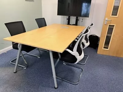 Conference Meeting Room Table • £50