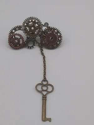 Vintage Steam Punk Cog Gears Key Dangle Charm Brooch Pin  • $7.49