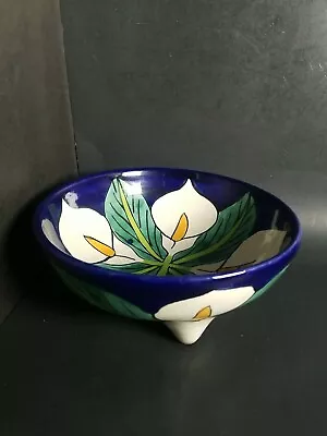 Lead Free Mexico Folk Art Pottery Lily Flowers 6  Footed Bowl Signed Garay Salsa • $23