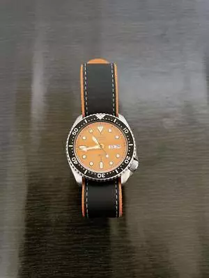 Seiko 7548-700C Vintage Day Date Divers 150M Orange Silver Quartz Mens Watch • $886.81