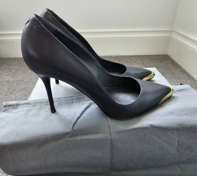 $20 • Buy Alexander McQueen - Heels - Gold Tip - Size 39.5