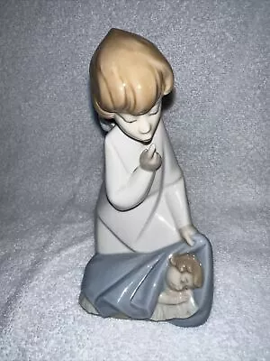 Lladro Guardian ANGEL WITH BABY Sleeping Infant Baby Porcelain Figurine 4635 • $10