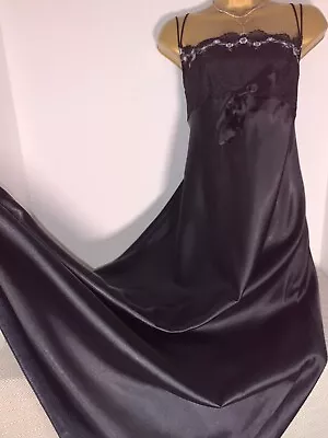 £5 • Buy Marks And Spencer Glossy Satin Ultra  Negligee/ Chemise Black Size 14/16
