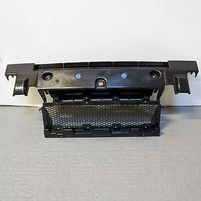 Land Rover Discovery 2 Front Bumper Grill Mount Bracket Genuine DQO000080 • $367.50