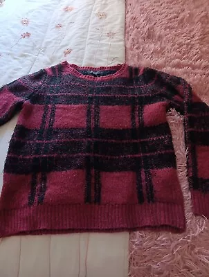 NEW LOOK SWEATER  DEEP PINK/BLACK TARTAN SiZE 10 • £4.99