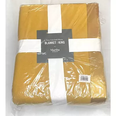 $70 Martha Stewart Luxury Soft Fleece King Size Blanket 108  X 90  Harvest Gold • $28