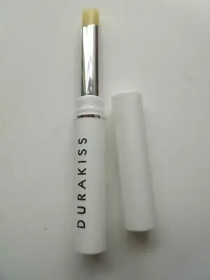 DURAKISS LIPSTICK REMOVER / LIP BALM MOISTURISER Remove Stay On Lipstick Stains • £4.99