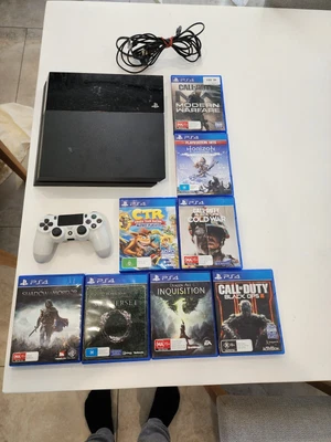 $152.50 • Buy PlayStation 4 Console -PS4 Black 500GB - + 8 GAMES!