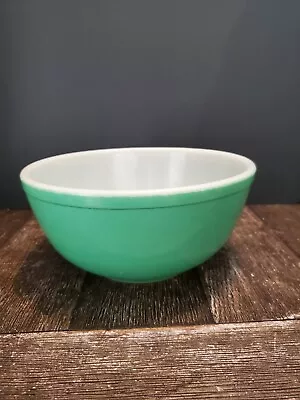 Rare Vtg 1940’s Pyrex Green Mixing Bowl 8.5” (TM REG PYREX US PAT OFF)  Ww2 Era • $23.99