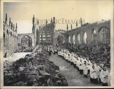 1943 Press Photo Clergy Walk Through Bombed Cathedral In Coventry England WWII • $29.88