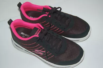 Skechers Arch Fit Black Sneakers W/pink Trim Air-cooled Size 6 • $19