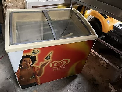 Wall’s Ice Cream Freezer • £10