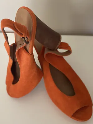 Django &Juliette Ladies Orange Suede Shoes Size 39 EC • $8