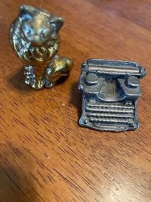 Die-cast Metal Miniature CAT AND TYPEWRITER • $9.99