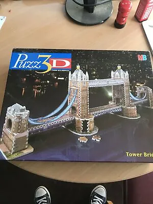 Puzz 3d Mb Games Tower Bridge 819 Piece 3d Jigsaw Puzzle Hasbro • £12.99
